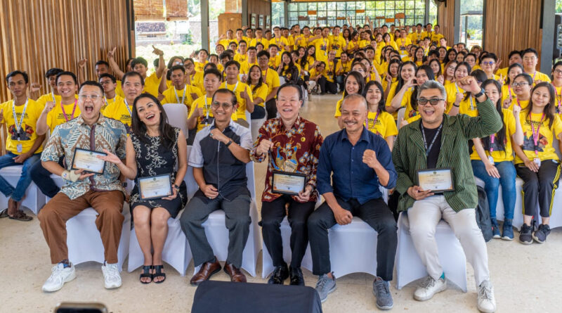 Ratusan Pemuda Buddhis dari Berbagai Negara Hadiri YDS 2024 di Candi Borobudur