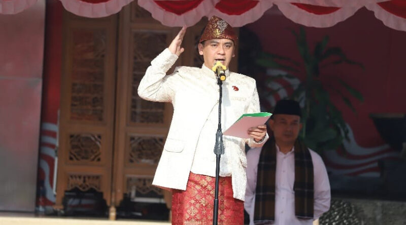 Upacara Peringatan HUT Ke-79 RI di Kemenag: Momentum Jaga Harmoni Bangsa