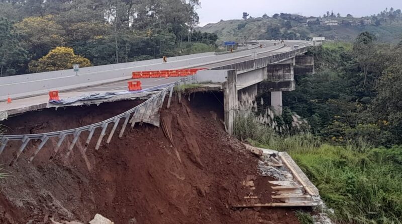 Sekda Kabupaten Sukabumi Soal Perbaikan Tol Bocimi Longsor: Insya Allah Dibuka Oktober, Pekerjaan Siang Malam