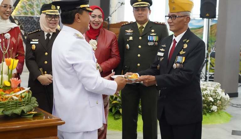 Bupati Garut Gelar Silaturahmi Bersama LVRI Kabupaten Garut di HUT ke-79 RI