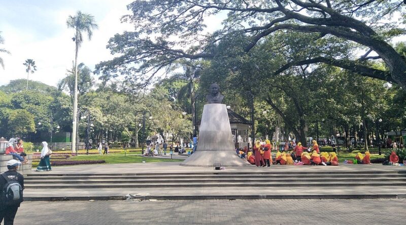 Sudah Pernahkah Anda Mengunjungi Taman Dewi Sartika? Simak Alasan Kenapa Tempat Ini Layak Dikunjungi