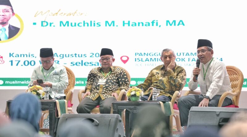 Majelis Hukama Muslimin Ajak Pengunjung IBF Belajar dari Muhammadiyah dan NU untuk Perdamaian Dunia