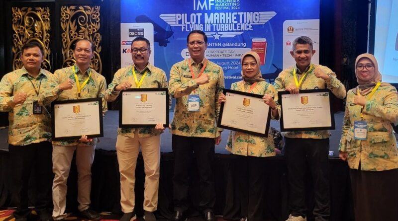 Pemkab Bandung Borong 4 Penghargaan Pelayanan Publik dari MarkPlus Institute