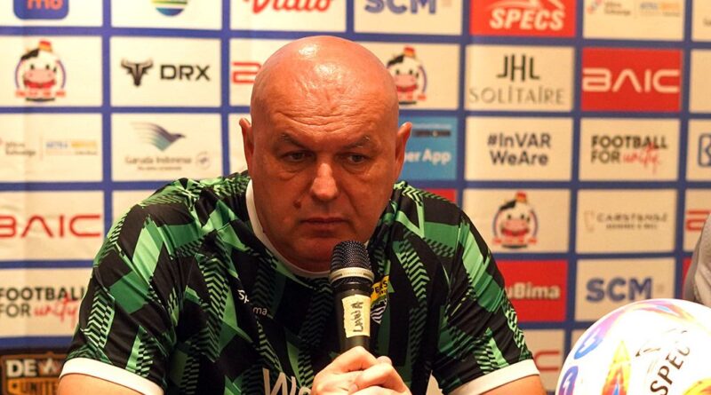 Bojan Hodak: Laga Tandang PERSIB Kontra Dewa United Akan Sulit