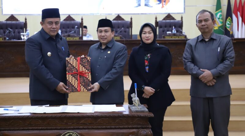 DPRD Kabupaten Bekasi Gelar Rapat Paripurna Penandatanganan Nota Kesepakatan Perubahan KUA-PPAS 2024