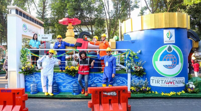 Pawai Kendaraan Hias Sukses Digelar, Positif bagi Pelaku Usaha Seni di Kota Bandung