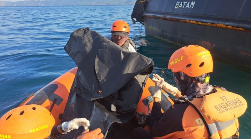 Remaja yang Tenggelam di Pantai Cipatuguran Sukabumi Ditemukan 