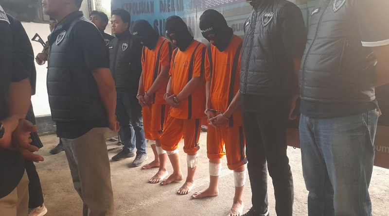 Beraksi di Sukabumi, Komplotan Pencuri Modus Pecah Kaca dan Gembos Ban Diringkus