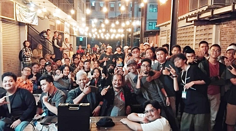 Open Mind: Cara UKM Komik Balon Kata Tel-U Mensosialisasikan Kiprahnya