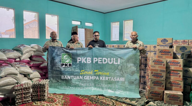 Peduli Umat, DPC PKB Kabupaten Bandung Salurkan Bantuan Kemanusiaan untuk Korban Gempa Kertasari