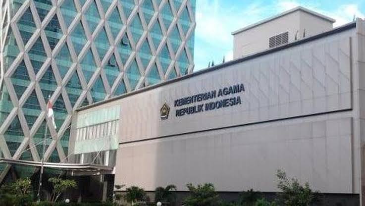 Kemenag Himbau TV untuk Siarkan Azan Magrib via Running Text Selama Misa Paus
