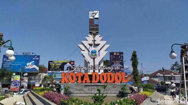 14 Destinasi Wisata di Kota Garut yang Wajib Dikunjungi