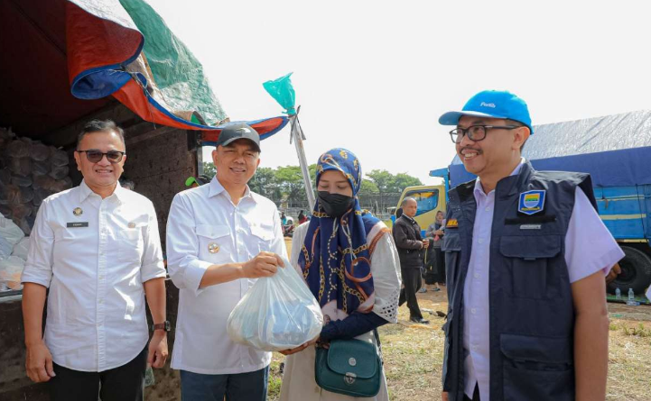 Pemkot Bandung Luncurkan Program Operasi Pasar Bersubsidi dengan 3.446 Paket Kebutuhan Pokok