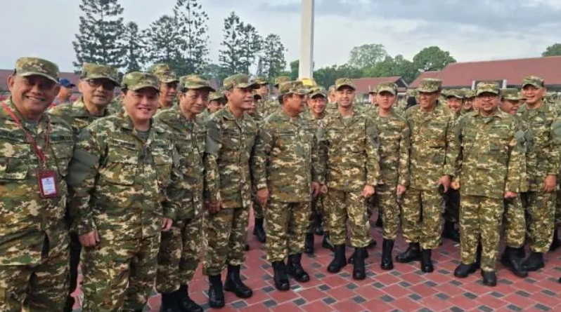 Prabowo Subianto Tinjau Dapur Program Makan Bergizi Gratis di Magelang