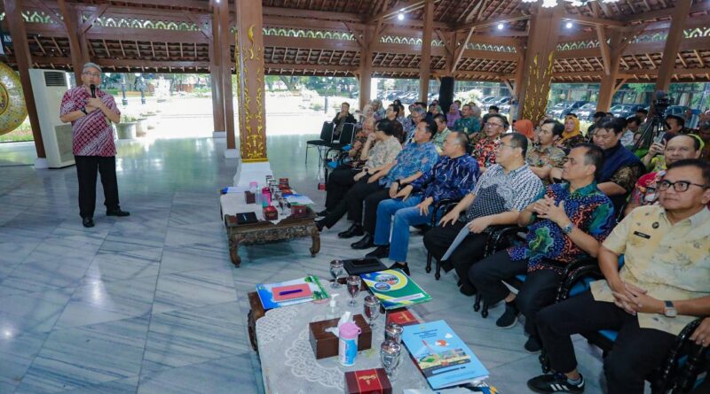 TPA Sarimukti Overload, Pemkot Bandung Siasati Pengurangan Ritase Pengiriman Sampah