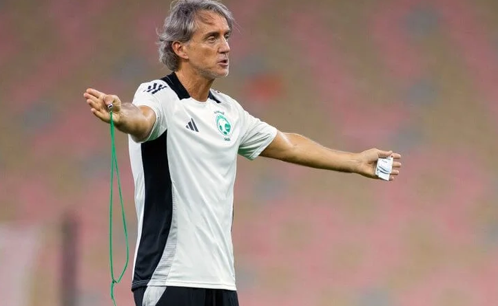 Roberto Mancini di Pecat Federasi Sepakbola Arab Saudi