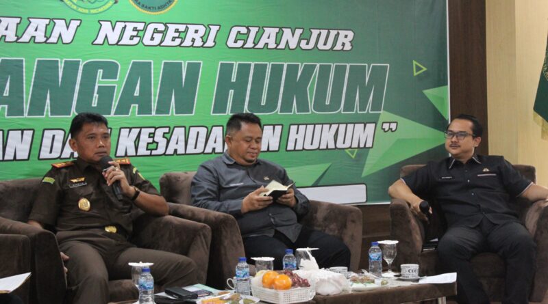 Kejari Cianjur Gelar Kegiatan Penerangan Hukum dengan Tema “Pemahaman dan Kesadaran Hukum”