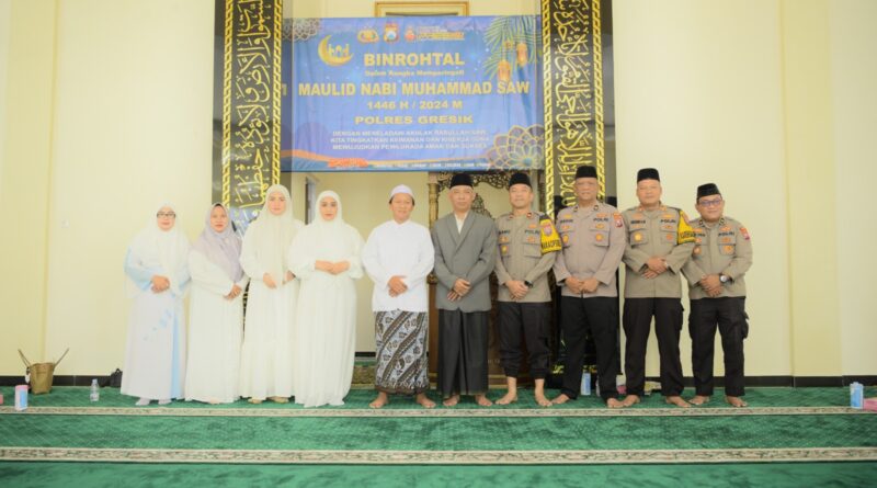 Polres Gresik Gelar Peringatan Maulid Nabi Muhammad SAW, Ajak Masyarakat Wujudkan Pilkada Damai