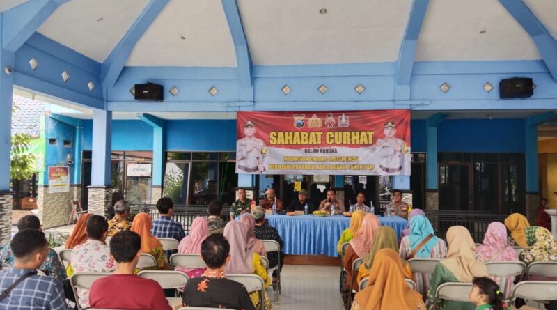 Wujudkan Pilkada Damai, Polsek Krembung Gelar Sahabat Curhat di Desa Rejeni