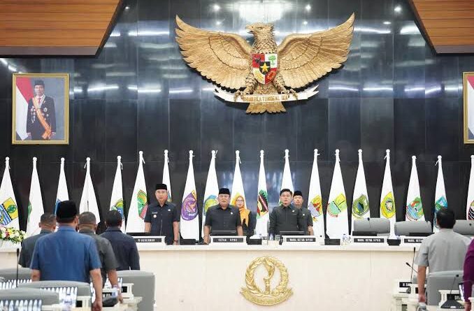 Rapat Pembahasan APBD 2025 di Jawa Barat