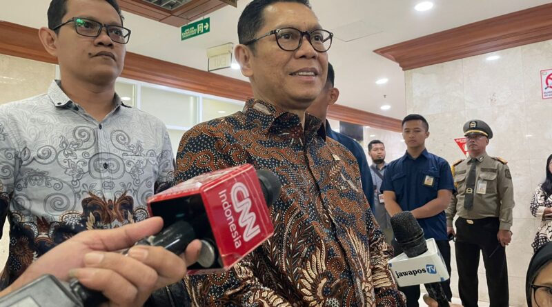 Rapat dengan Pimpinan Komisi XI, Pimpinan DPR Optimis Pertumbuhan Ekonomi Delapan Persen