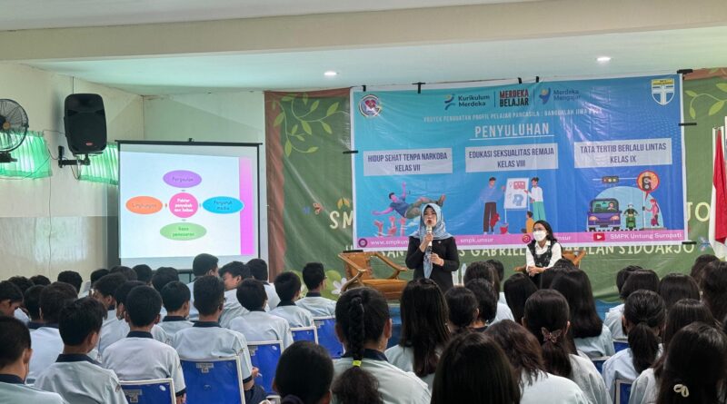 Kanit PPA Satreskrim Polresta Sidoarjo Berikan Edukasi Bahaya Seks Bebas pada Siswa SMP Katolik Untung Suropati