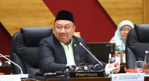 Wakil Ketua Komisi X DPR Siap Perjuangkan Nasib Semua Guru Honorer 5 Wakil Ketua Komisi X DPR Siap Perjuangkan Nasib Semua Guru Honorer