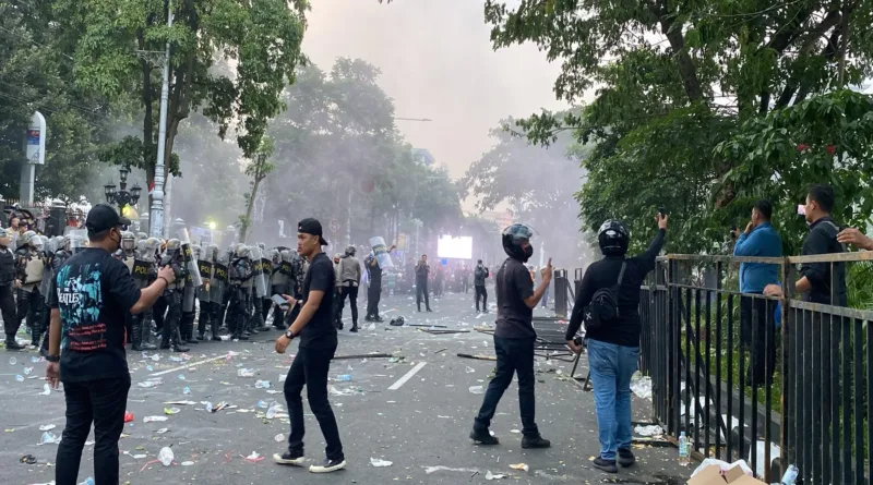 May Day Dijaga Ketat! 1.500 Polisi Siaga di Bandung, Puluhan Ribu Personel Amankan Jakarta