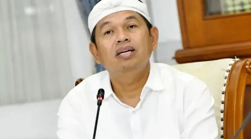 Dedi Mulyadi Sidak Pabrik Air Mineral Soroti Truk Kelebihan Muatan dan Aktivitas Tambang 6 Dedi Mulyadi Sidak Pabrik Air Mineral Soroti Truk Kelebihan Muatan dan Aktivitas Tambang