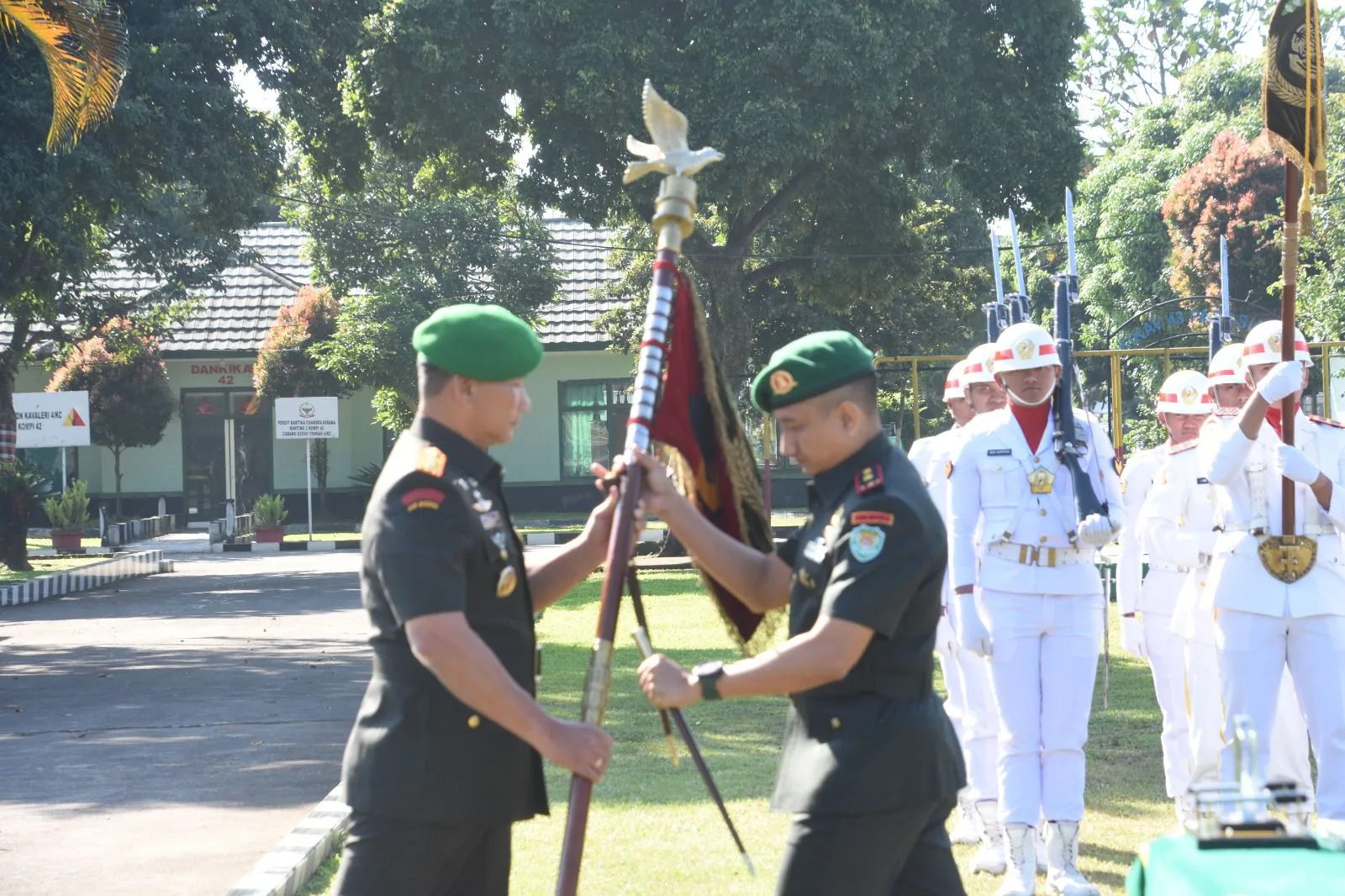 Regenerasi Kepemimpinan: Sertijab Komandan Yonkav 4/KC dan Yonzipur 3/YW 1 WhatsApp Image 2025 08 26 at 21.30.41 1 jpeg