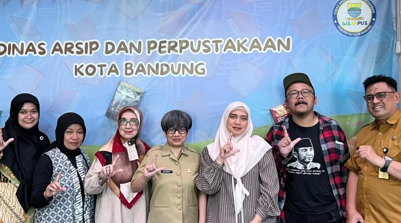 Kolaborasi GPMB-FTBM-Disarpus Kota Bandung Selenggarakan Bengkel Kerja Teknik Bercerita 10 Kolaborasi GPMB-FTBM-Disarpus Kota Bandung Selenggarakan Bengkel Kerja Teknik Bercerita