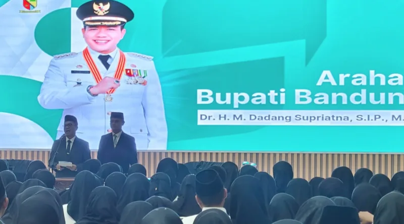 Bupati Bandung Lantik 309 Kepala Sekolah dan Minta Ikut Serta Sukseskan Program MBG
