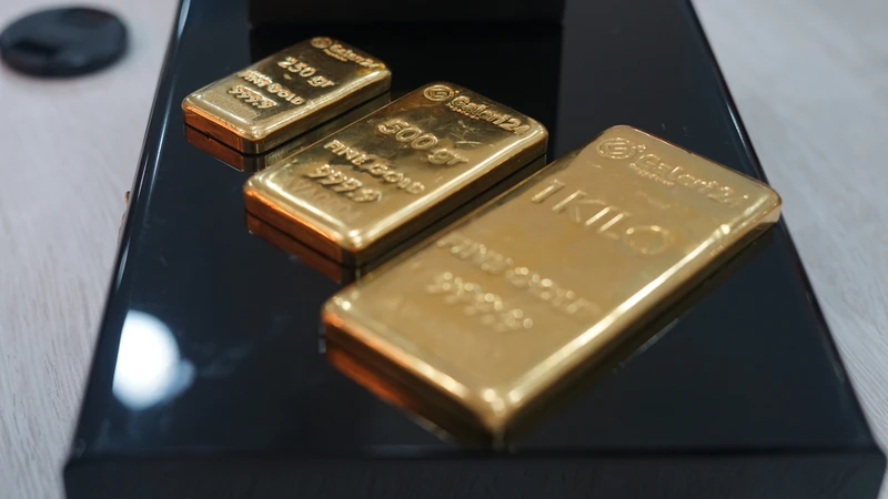 harga emas Pegadaian 9 Maret 2026 UBS dan Galeri24 stabil./visi.news/ist.