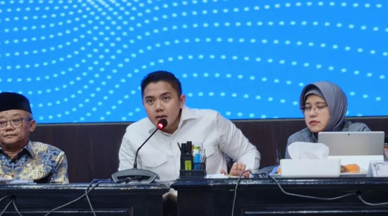 Seskab Teddy Bantah Isu Produk AS Bebas Label Halal: Regulasi Nasional Tetap Berlaku