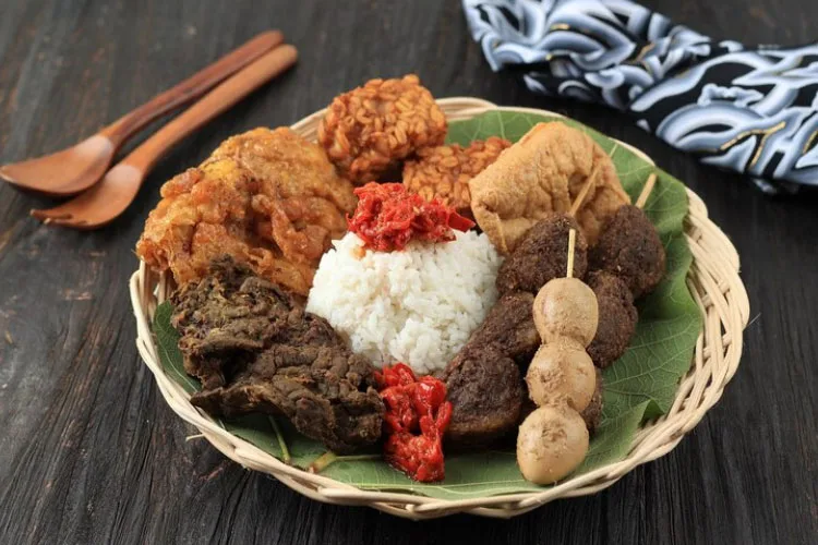 Nasi jamblang makanan khas Cirebon./visi.news/Pemkam Cirebon.