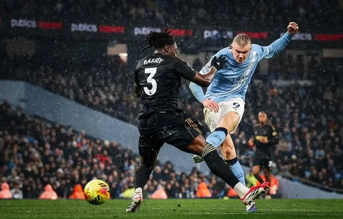 Setengah Laga yang Menentukan: City Hantam Fulham, Haaland Akhiri Paceklik dan Tekanan Mengarah ke Arsenal