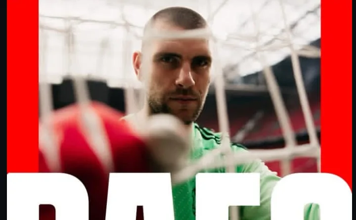 Dari Dallas ke Amsterdam: Maarten Paes Buka Lembaran Baru Bersama Ajax di Tengah Sorotan Jelang Duel Panas