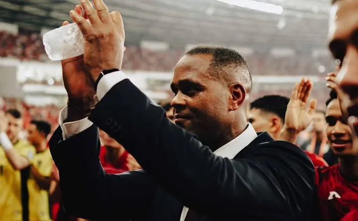 Kluivert Rindu Garuda, Tapi Realitas Memisahkan