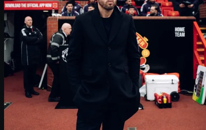Momen Canggung di Balik Kemenangan MU: Putra Michael Carrick Sempat Dikira Penyusup