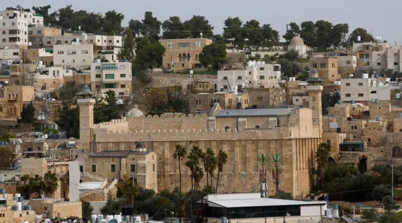 Wali Kota Hebron: ‘Kami Tidak Dilindungi’ saat Israel Perluas Kontrol di Tepi Barat