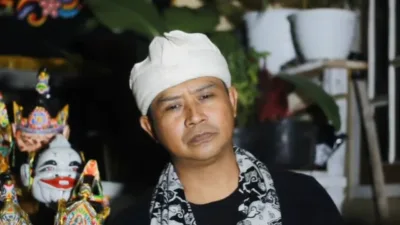 Dede Candra Sunarya, seniman budaya Sunda yang wafat pada 28 Februari 2026./visi.news/ist.
