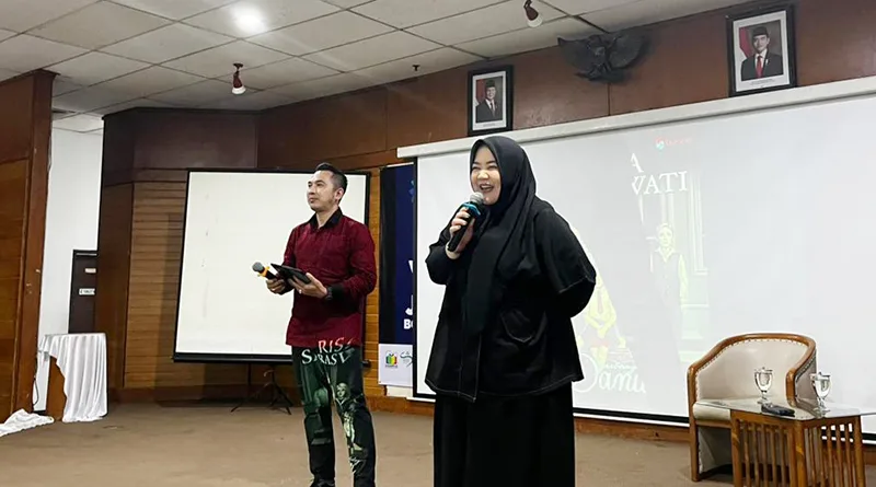 Risa Saraswati ‘Bongkar’ Bandung di Panggung Literasi, Disarpus Bikin Geger Jabar Book Fair!