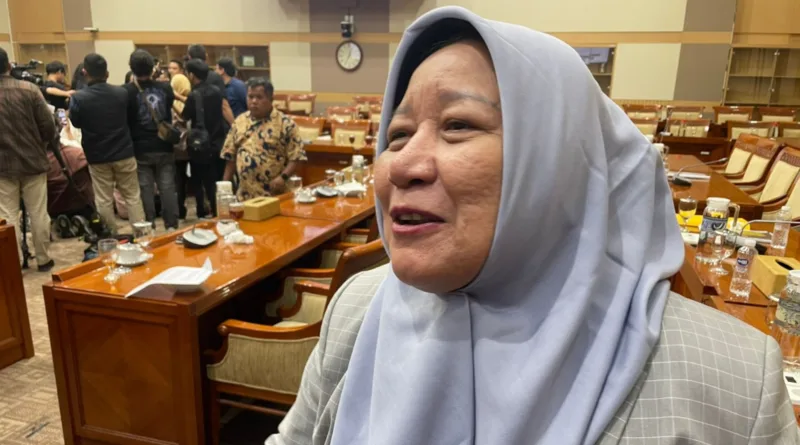 Siti Aisyah Dorong Penataan Kelembagaan Profesi Advokat