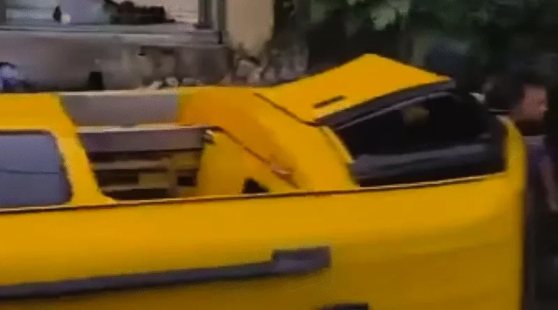 Truk Fuso Tabrak Angkot di Cipatat, 10 Pelajar Luka-luka