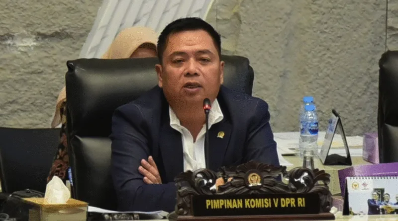 Lasarus Soroti Kecelakaan Kereta Bekasi, Desak Evaluasi Perlintasan Sebidang Nasional