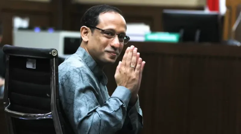 Gelang Detektor Masih Terpasang, Nadiem Makarim Jalani Sidang Korupsi