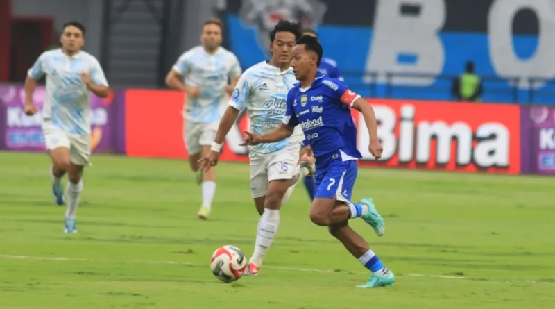 Pertandingan Persib vs Persija Resmi Dipindah ke Samarinda