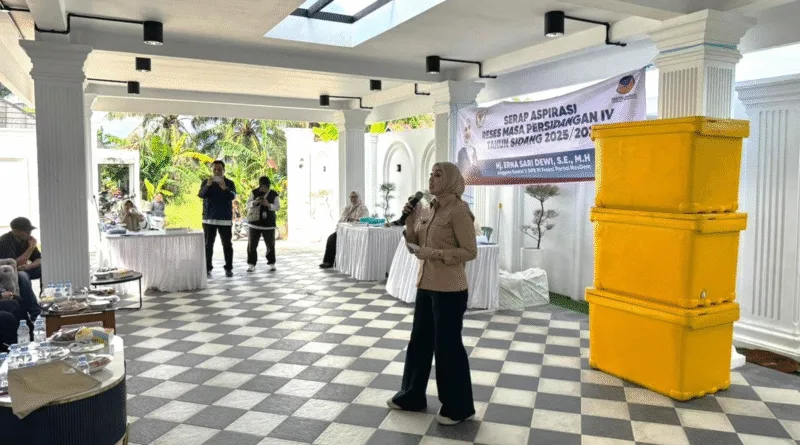 Salurkan 440 Cool Box, Erna Sari Dewi: Dukung Produktivitas Nelayan Bengkulu