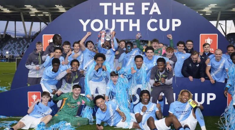 Manchester City U-18 Juara Piala FA Youth Usai Taklukkan Manchester United 2-1